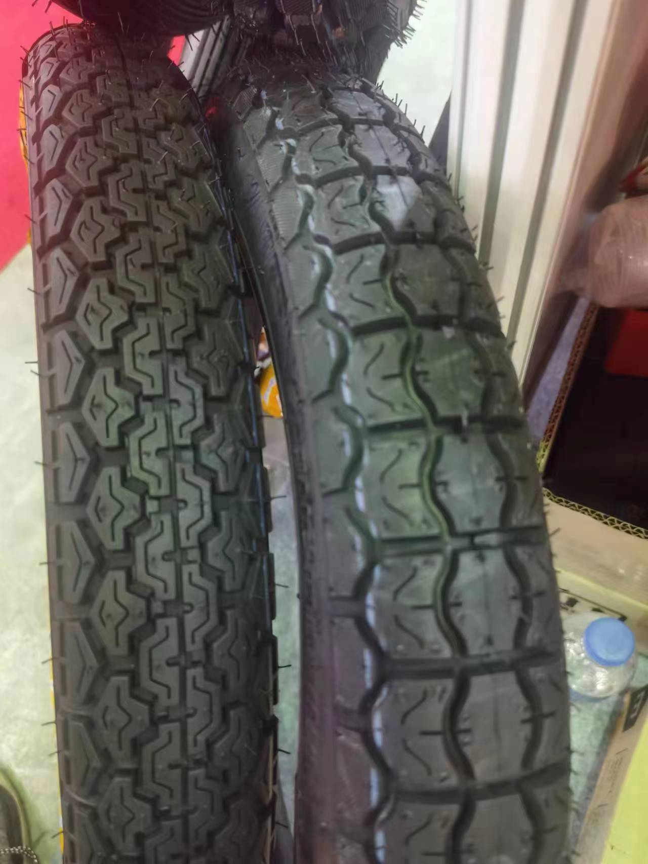 摩托車輪胎